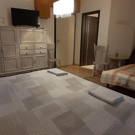 Oazis Apartmanhaz Hajdúszoboszló Εξωτερικό φωτογραφία