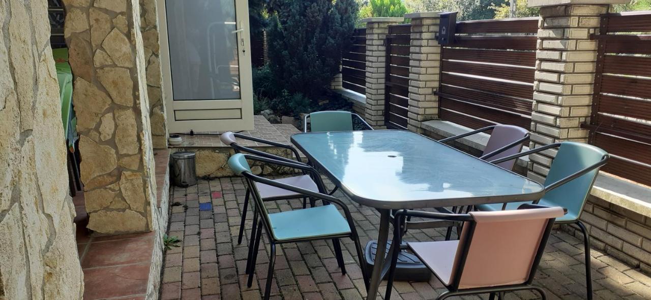 Oazis Apartmanhaz Hajdúszoboszló Εξωτερικό φωτογραφία