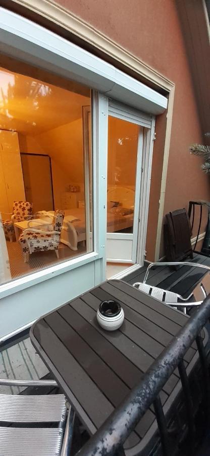 Oazis Apartmanhaz Hajdúszoboszló Εξωτερικό φωτογραφία